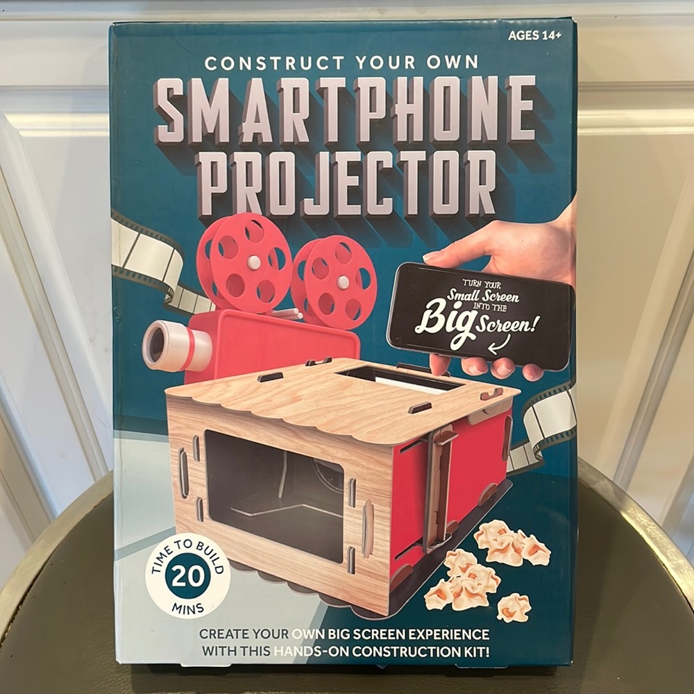 New Professor Puzzle Construct Your Own Smartphone Projector
